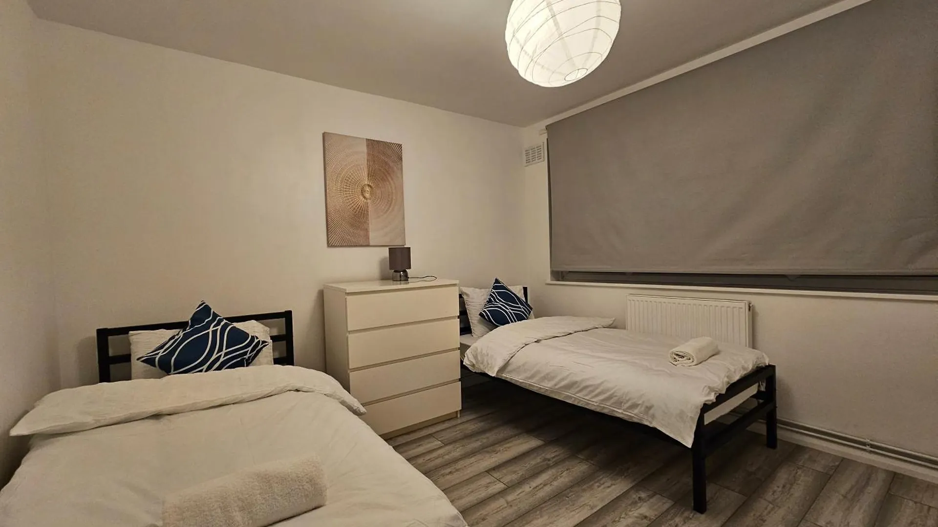London Mile End Rooms Großbritannien