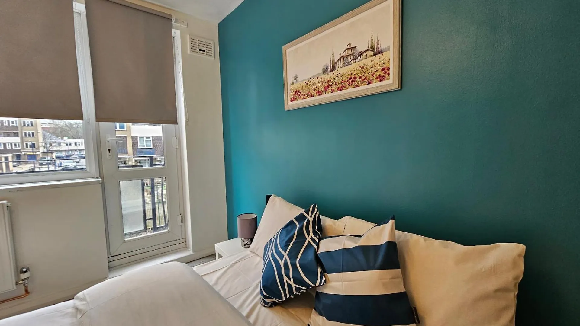 London Mile End Rooms Großbritannien